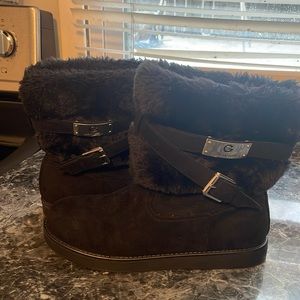 Guess boots